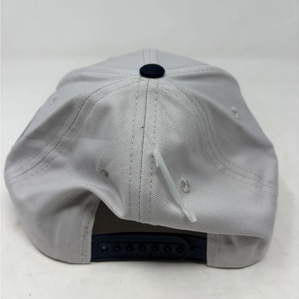 Disney Star Wars Hoth A World of Snow and Ice adjustable cap Grey & Navy Hat NWT - Picture 2 of 4